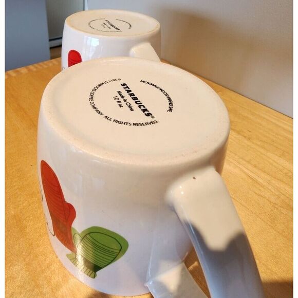 STARBUCKS Coffee Cups Dove & Christmas Mittens 10 Oz. 2011 Holiday Mugs Set of 2 - Picture 8 of 11